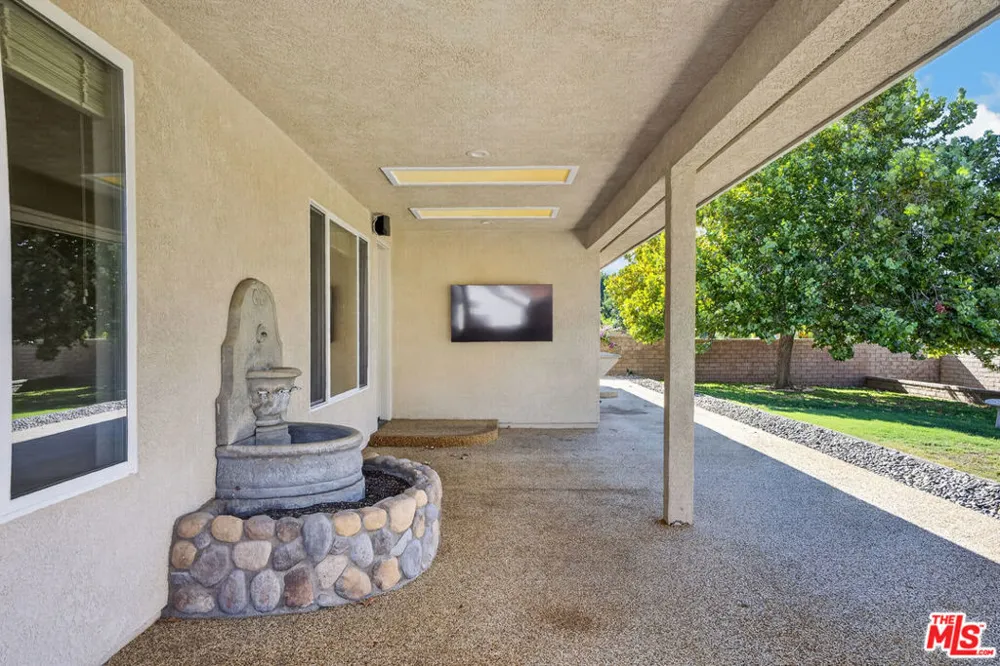 5713 Bulford Place Lancaster, CA 93536