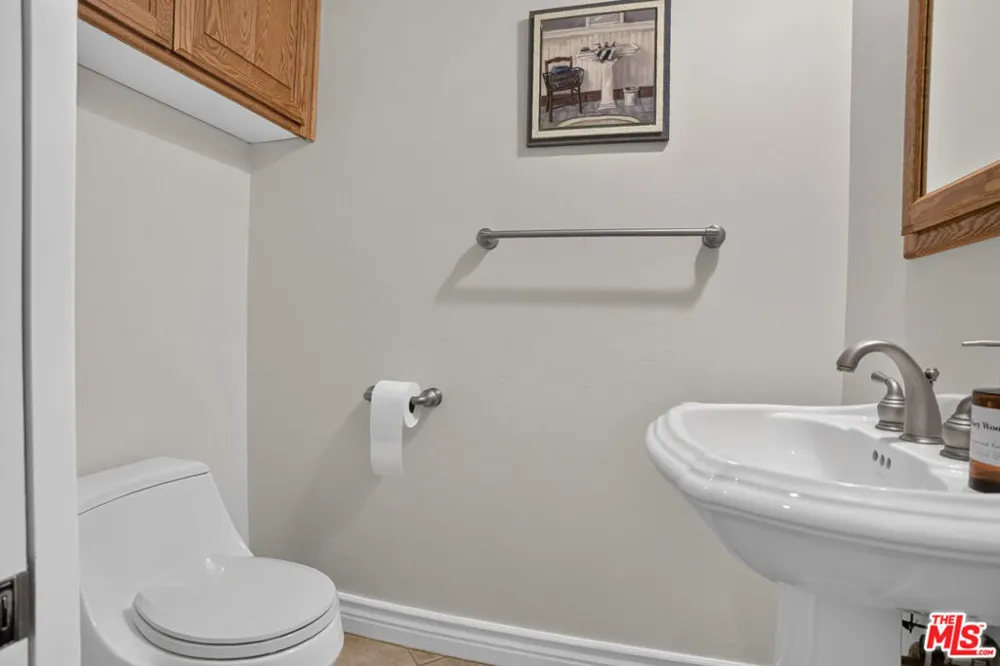 5713 Bulford Place Lancaster, CA 93536