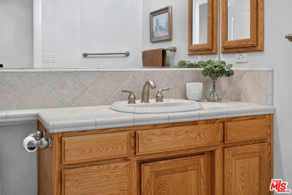 5713 Bulford Place Lancaster, CA 93536