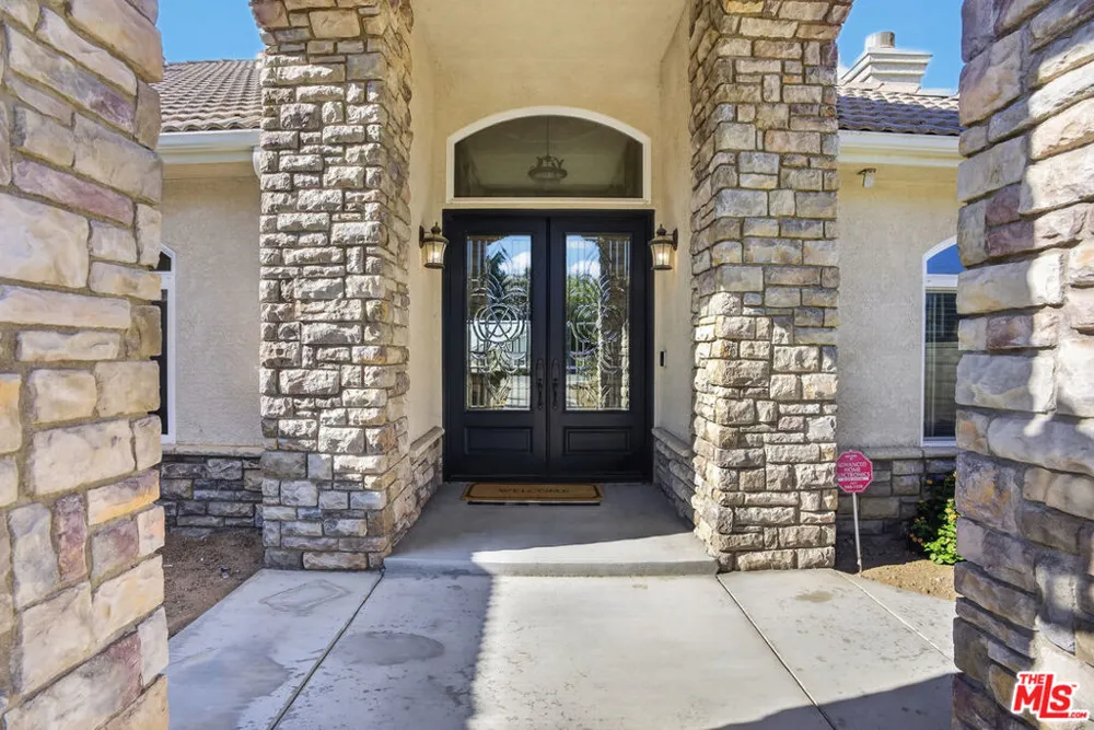 5713 Bulford Place Lancaster, CA 93536