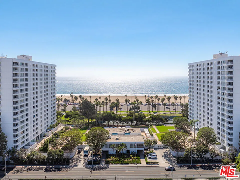 2700 Neilson Way #1103 Santa Monica, CA 90405