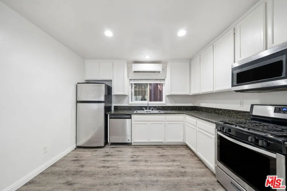 510 Pacific Avenue #3 Venice, CA 90291