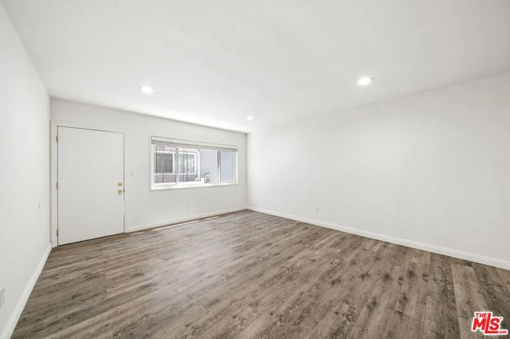 510 Pacific Avenue #3 Venice, CA 90291