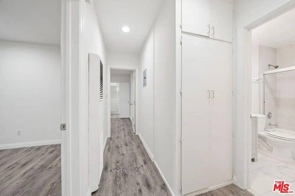 510 Pacific Avenue #3 Venice, CA 90291