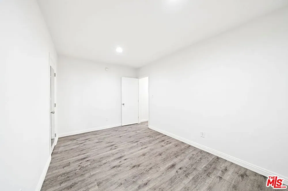 510 Pacific Avenue #3 Venice, CA 90291