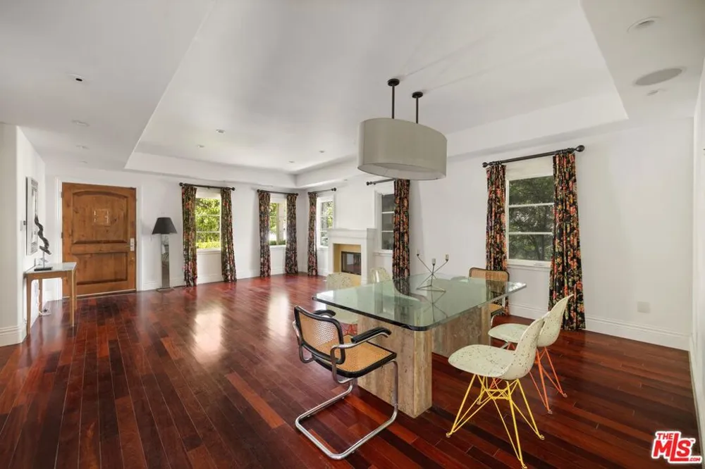 758 Almar Avenue Los Angeles, CA 90272
