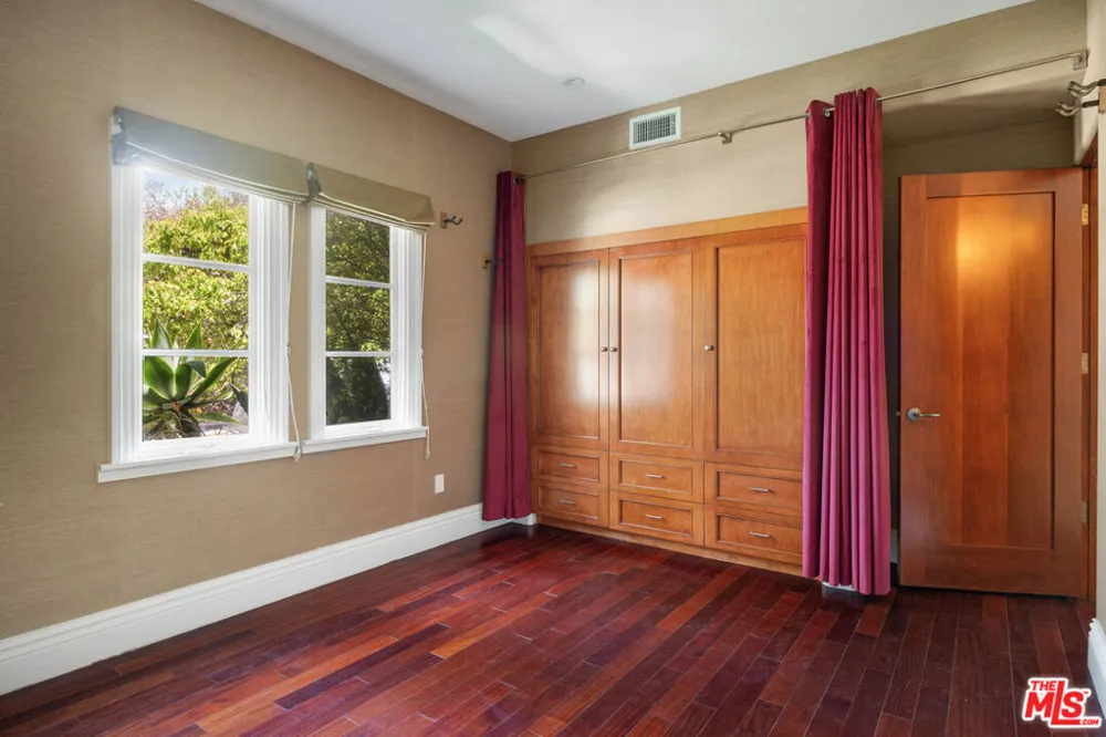 758 Almar Avenue Los Angeles, CA 90272