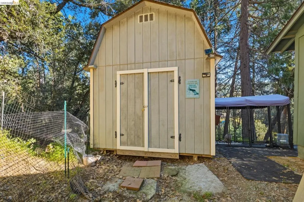 21999 Fallview Sonora, CA 95370