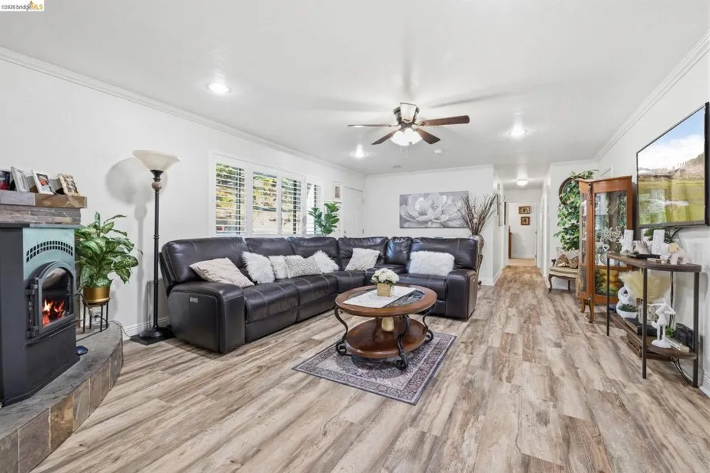 21999 Fallview Sonora, CA 95370