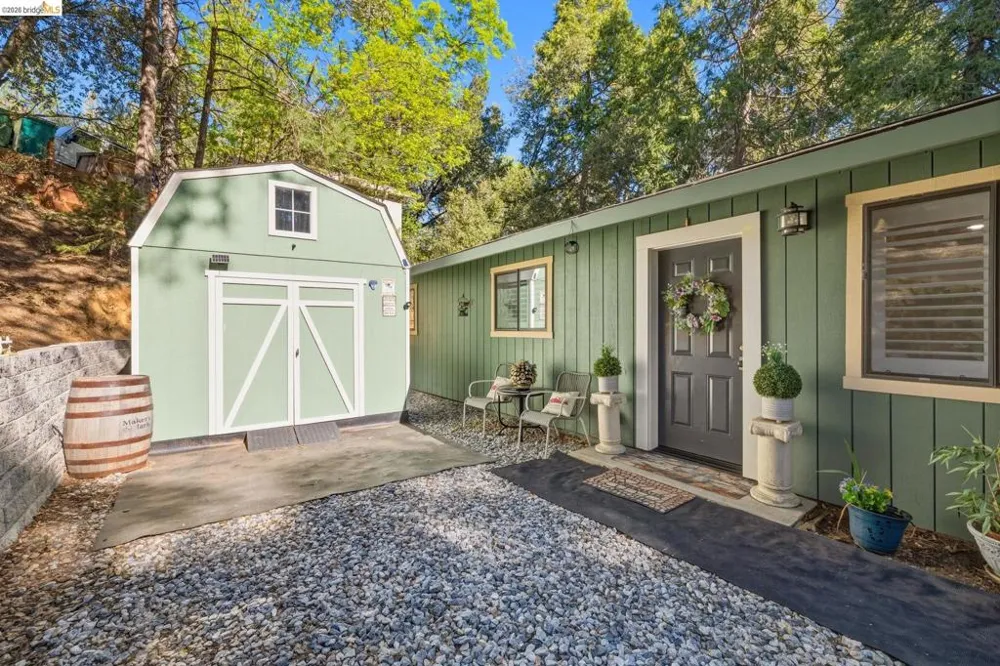 21999 Fallview Sonora, CA 95370