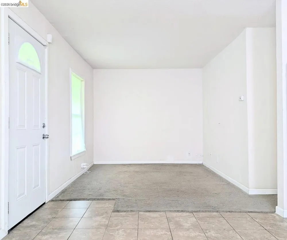 363 Ford RD Sacramento, CA 95838