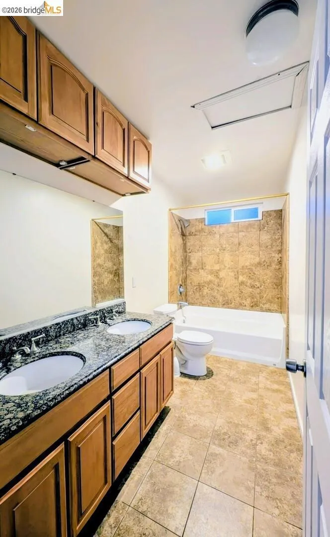 363 Ford RD Sacramento, CA 95838