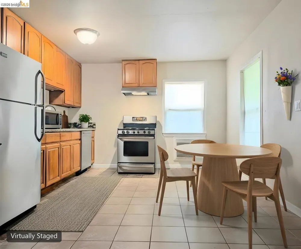 363 Ford RD Sacramento, CA 95838