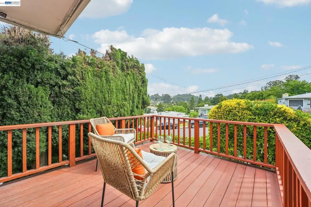 301 Joan Vista St El Sobrante, CA 94803