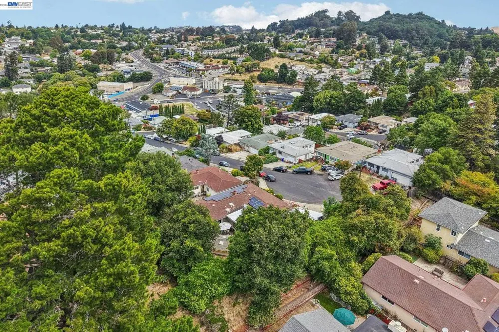 301 Joan Vista St El Sobrante, CA 94803