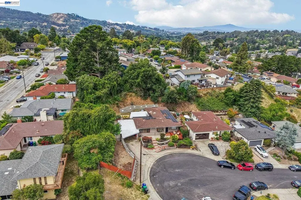 301 Joan Vista St El Sobrante, CA 94803