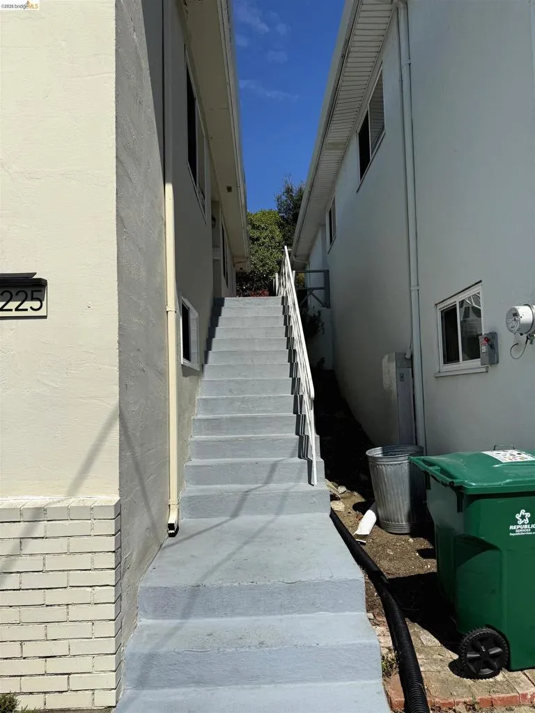 6225 Plymouth Ave Richmond, CA 94805