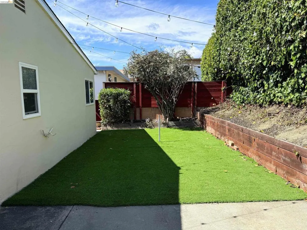 6225 Plymouth Ave Richmond, CA 94805
