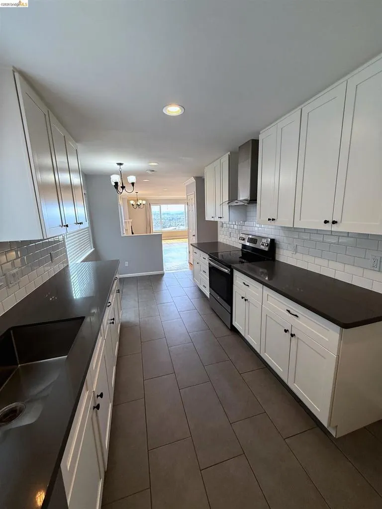 6225 Plymouth Ave Richmond, CA 94805