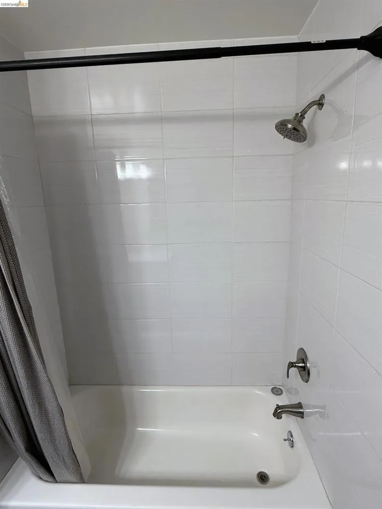 6225 Plymouth Ave Richmond, CA 94805