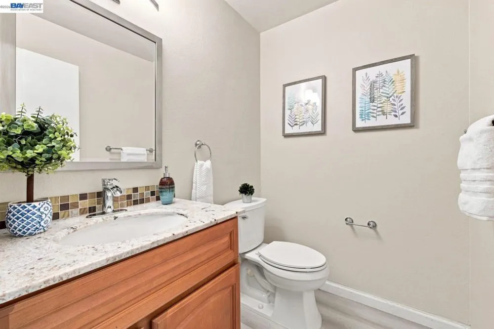 1305 Waterfall Way Concord, CA 94521