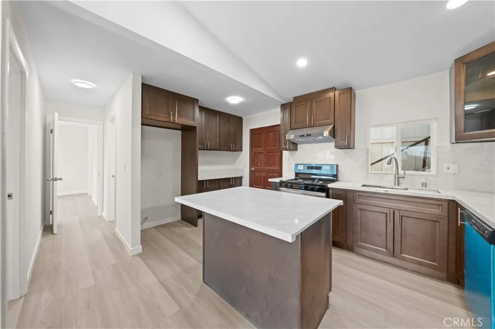 1021 Mooney Monterey Park, CA 91755