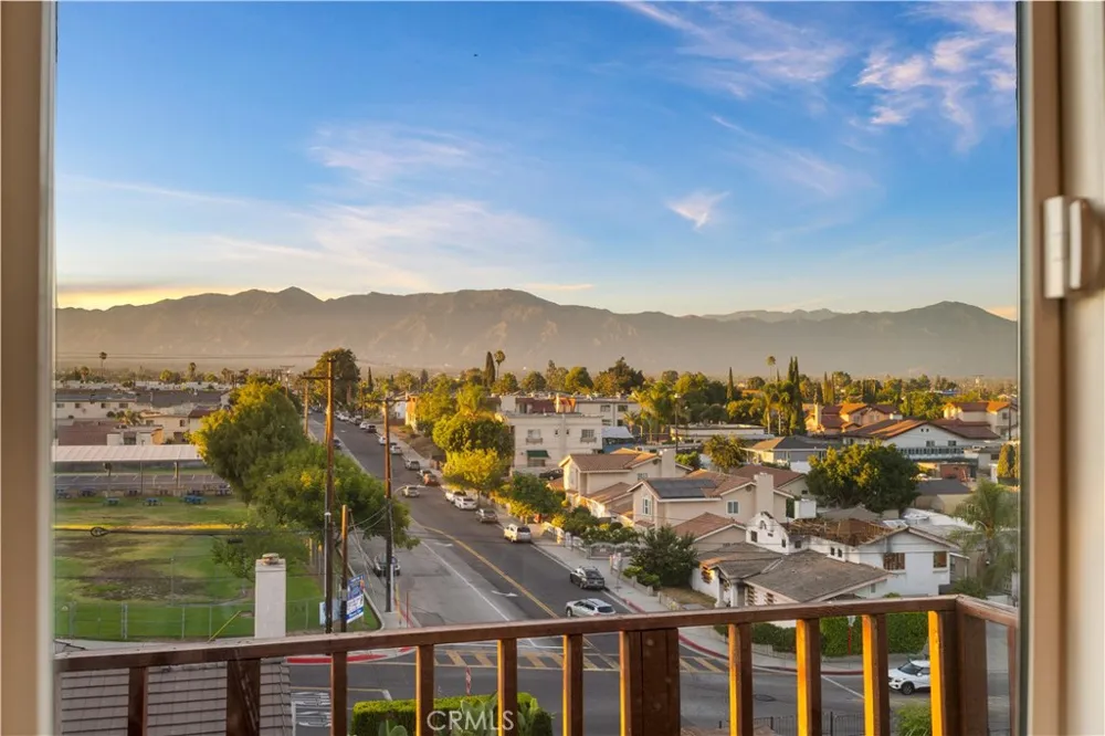 1021 Mooney Monterey Park, CA 91755
