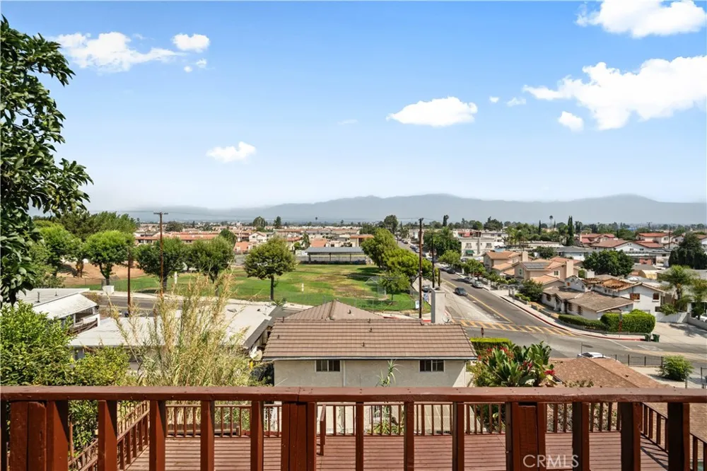 1021 Mooney Monterey Park, CA 91755