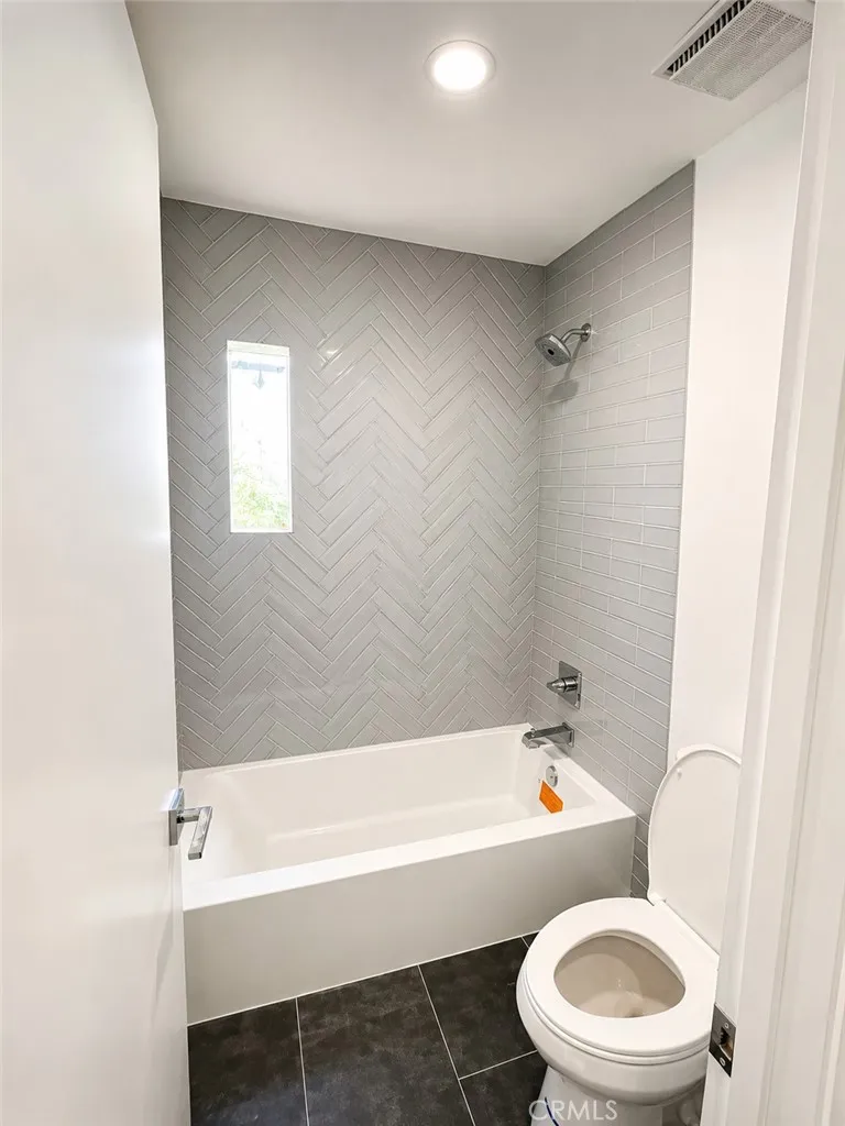 3828 Sycamore Street West Covina, CA 91792