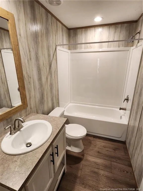 3187 John McMillian Road Hope Mills, NC 28348