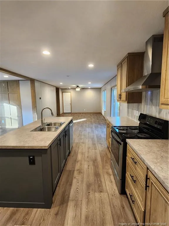 3187 John McMillian Road Hope Mills, NC 28348