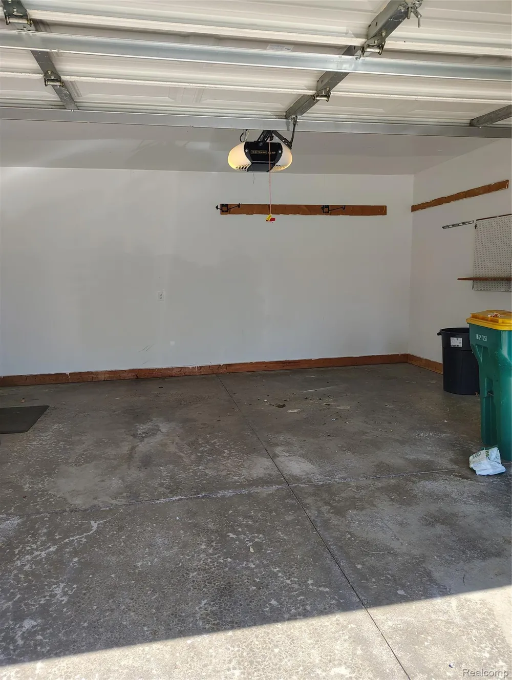 3140 Mulberry Court Wixom City, MI 48393