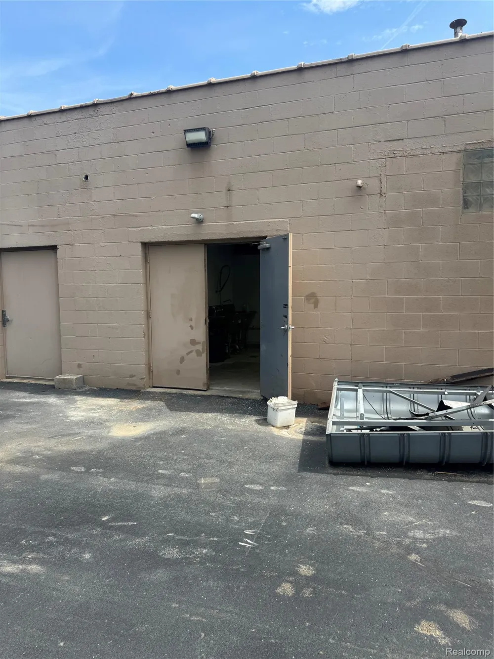 33131 Mound Road Sterling Heights City, MI 48310