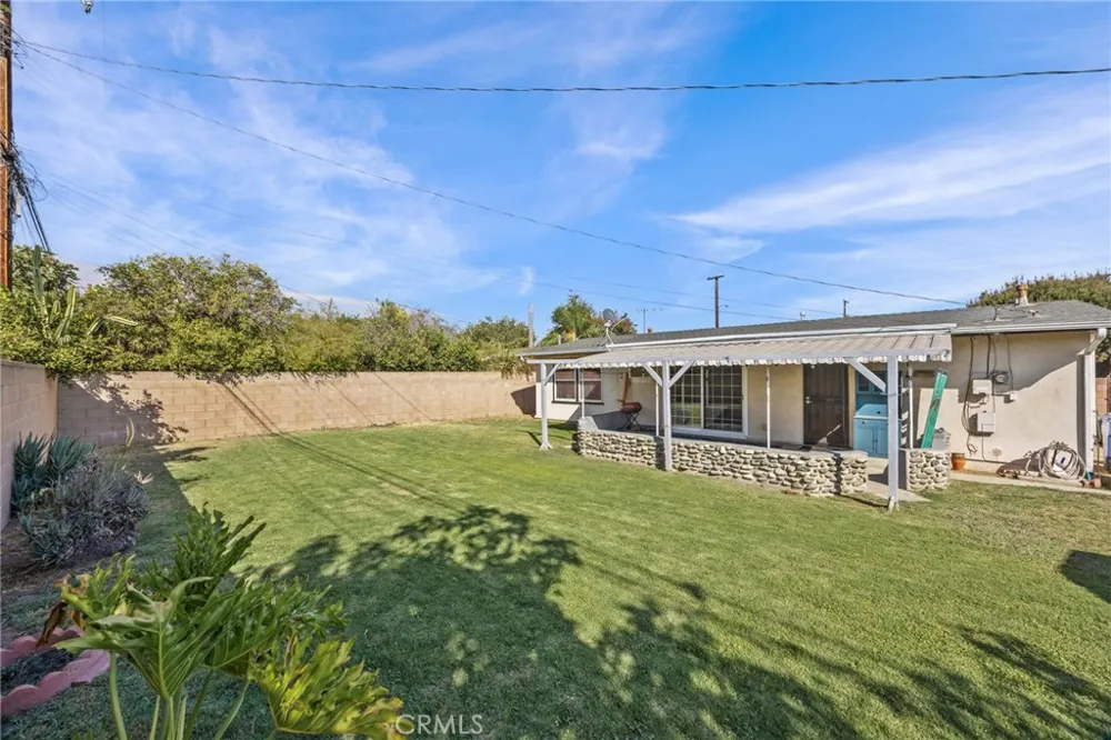 681 Van Wig La Puente, CA 91746