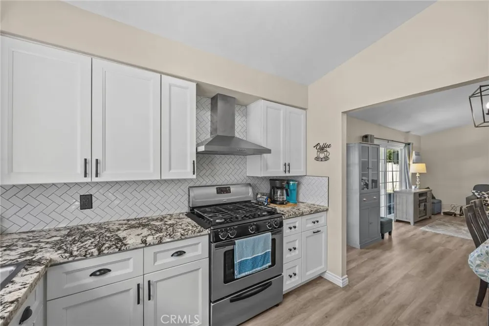 681 Van Wig La Puente, CA 91746