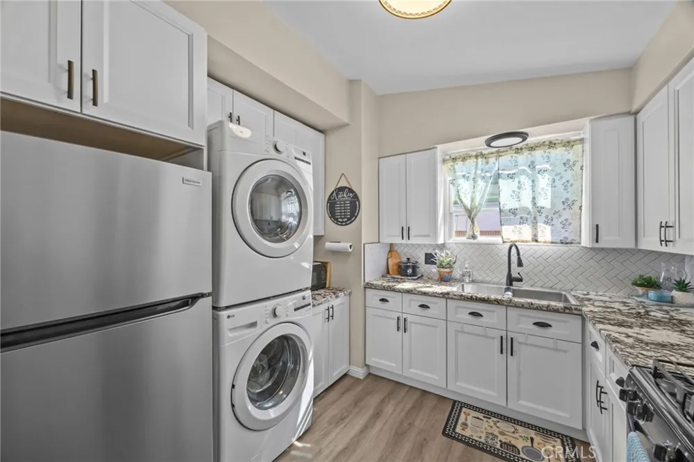 681 Van Wig La Puente, CA 91746