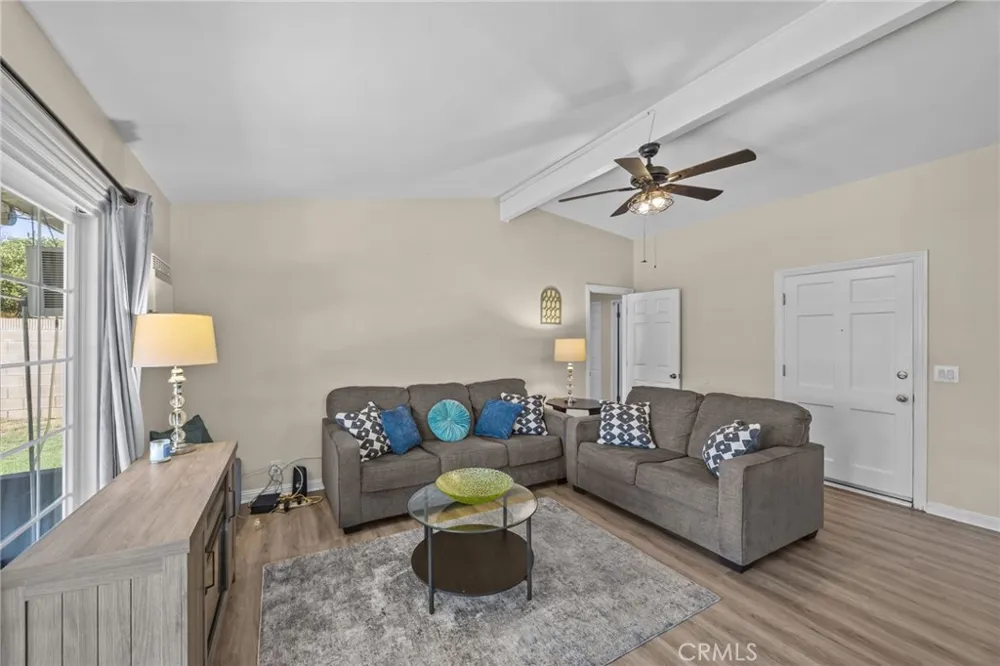 681 Van Wig La Puente, CA 91746
