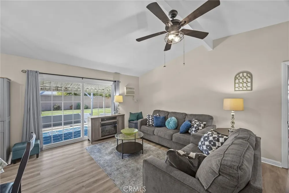 681 Van Wig La Puente, CA 91746
