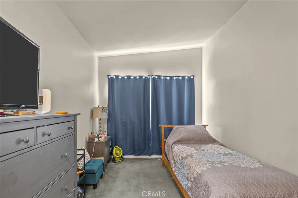 681 Van Wig La Puente, CA 91746