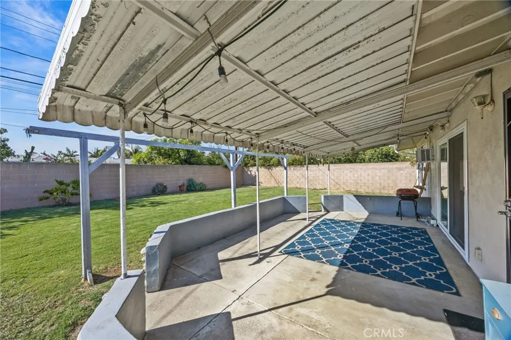 681 Van Wig La Puente, CA 91746
