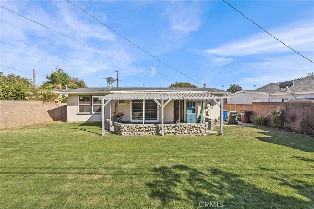 681 Van Wig La Puente, CA 91746