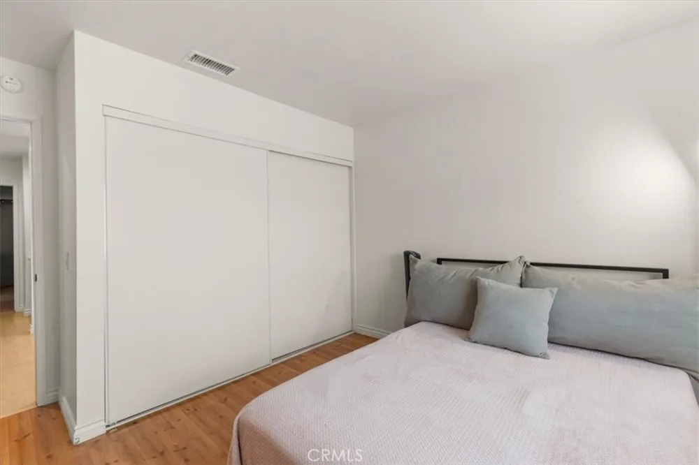 8728 Carlton Inglewood, CA 90305