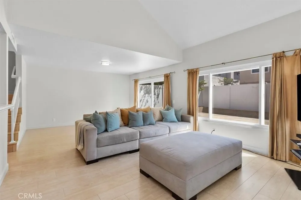 8728 Carlton Inglewood, CA 90305
