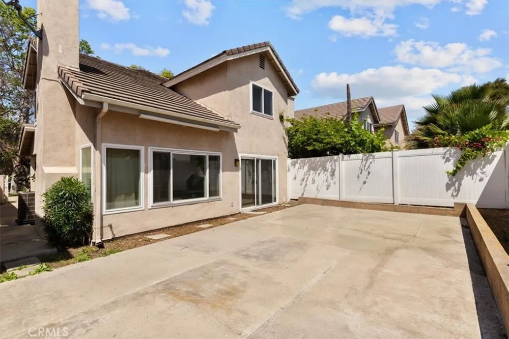8728 Carlton Inglewood, CA 90305