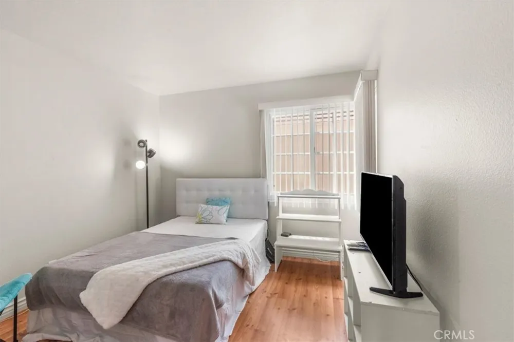 8728 Carlton Inglewood, CA 90305