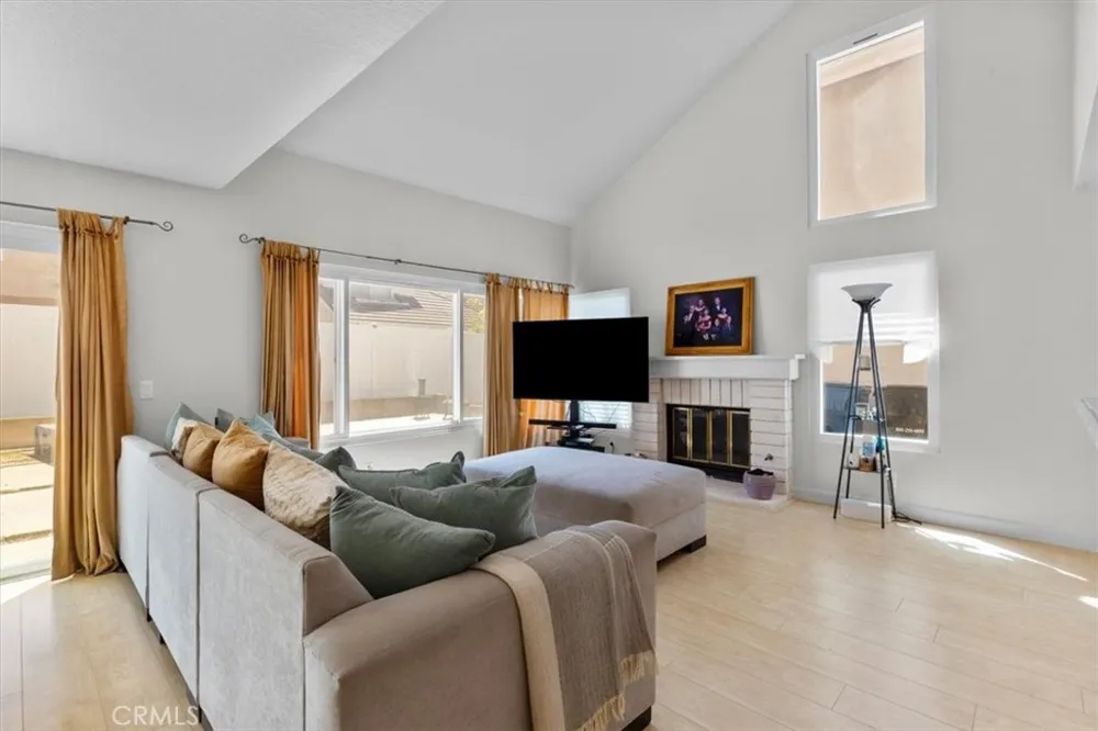 8728 Carlton Inglewood, CA 90305
