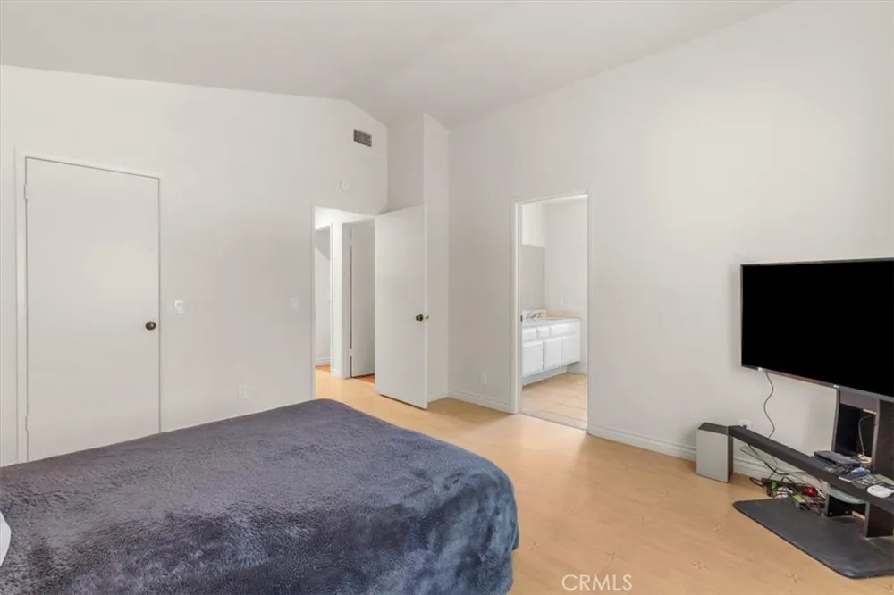 8728 Carlton Inglewood, CA 90305