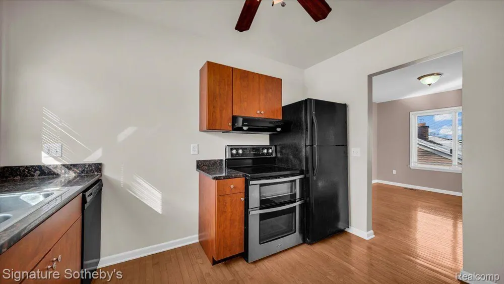 1407 E 14 Mile Rd Unit #2 Birmingham City, MI 48009