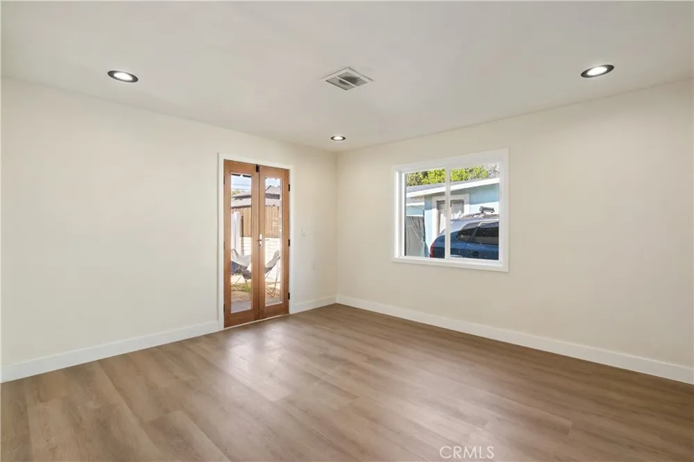 915 Pasadena Avenue Azusa, CA 91702