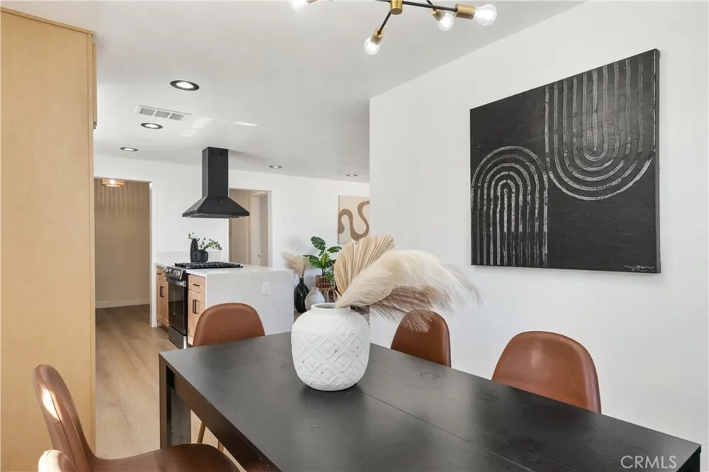 915 Pasadena Avenue Azusa, CA 91702